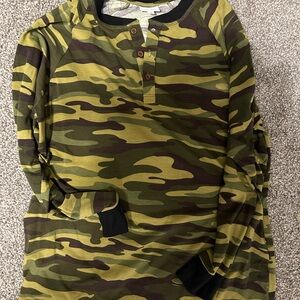 Lularoe Mark shirt-3 button top. Camo!!!! Nwot. Medium.
